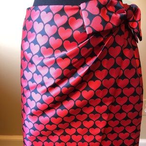 JCrew “Hearts”Women’s short skirt with ❤️’s.  EUC.